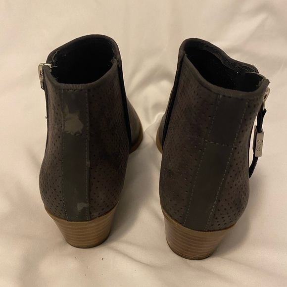 Circus by Sam Edelman Grey Booties, Hunter-2. Size 6 - Picture 7 of 8